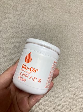 바이오오일 [바이오-오일] 드라이 스킨 젤 100ml — 4.5점을 준 리뷰어가 2021년 11월 올린 사용 사진