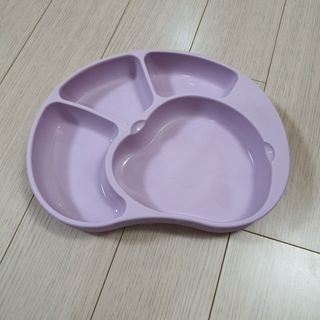 유비맘 캐릭터 실리콘 흡착 식판_색상 랜덤발송 — 5점을 준 리뷰어가 2020년 12월 올린 사용 사진