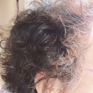 [갸스비] 곱슬 머리부터 파마까지 남자의 컬을 위한 갸스비 컬크림 — 5점을 준 리뷰어가 2021년 10월 올린 사용 사진