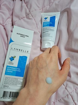 랑벨 수퍼내츄럴 아쿠아 수딩 크림 100ml — 5점을 준 리뷰어가 2022년 4월 올린 사용 사진