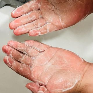 닥터에프파이브 젤리스크럽 소프트 클렌징폼 120ml — 5점을 준 리뷰어가 2022년 5월 올린 사용 사진