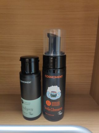 코스모먼트 부스티모 부스팅샴푸60ml + 비듬세정 진정샴푸50ml — 5점을 준 리뷰어가 2021년 11월 올린 사용 사진