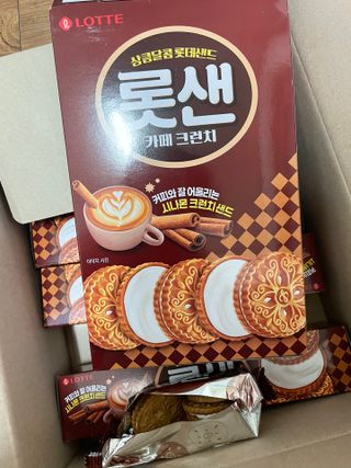 롯데제과 롯샌 카페크런치 — 5점을 준 리뷰어가 2021년 10월 올린 사용 사진