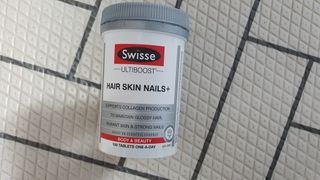 Swisse 스위스 헤어스킨네일 100정 — 5점을 준 리뷰어가 2021년 9월 올린 사용 사진