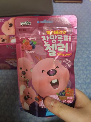 [팔도] 잔망루피젤리 믹스베리맛 42g 8개 — 5점을 준 리뷰어가 2022년 1월 올린 사용 사진
