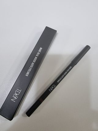 틸디앤 메이크 리얼무드 오토 아이라이너 — 4점을 준 리뷰어가 2021년 12월 올린 사용 사진