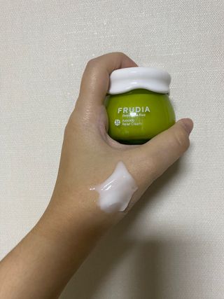 [후르디아] 민감피부 수분크림 비건 아보카도 크림 — 5점을 준 리뷰어가 2022년 9월 올린 사용 사진