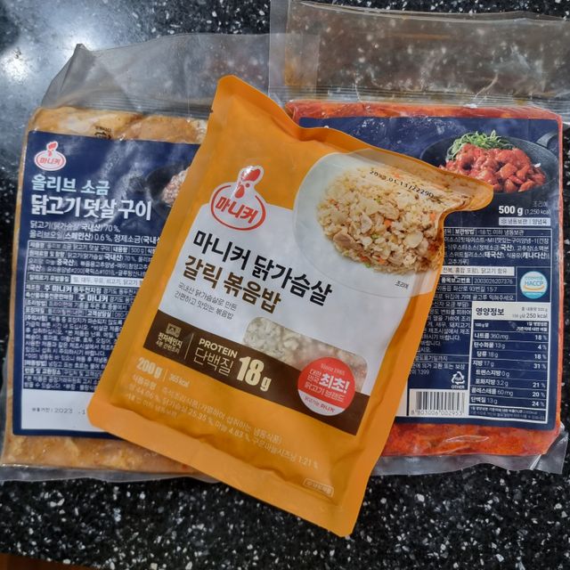 마니커 닭고기 덧살구이 2종(올리브소금&핫칠리) [냉동 500g] 리뷰 사진