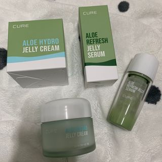 김정문알로에 큐어 큐어 알로에 리프레쉬 젤리 세럼, 큐어 알로에 하이드로 젤리 크림 — 4점을 준 리뷰어가 2021년 2월 올린 사용 사진