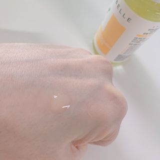 랑벨 비타 에너지 잡티 앰플 50ml 고농축 비타민, 저자극, 수분 촉촉, 미백 앰플 — 4점을 준 리뷰어가 2022년 4월 올린 사용 사진