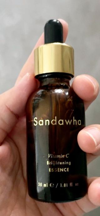 스킨큐어 산다화 비타민c 화이트닝 에센스 30ml — 3점을 준 리뷰어가 2023년 12월 올린 사용 사진