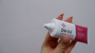 이지듀 DW-EGF 크림 다이브좀_콜라겐이 쏙쏙, 탄력피부로 다이빙 — 4점을 준 리뷰어가 2021년 2월 올린 사용 사진