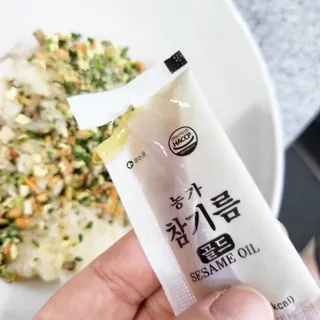 해풀잎 누구나 김밥*2ea [(혼합야채 35g *2ea,  김밥김 (10g, 2ea),  양념간장 (6g, 10ea), 참기름(5g, 4ea)] — 5점을 준 리뷰어가 2022년 7월 올린 사용 사진