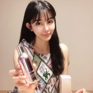 Re:NK 리엔케이 핑크 볼륨 래디언스 컬러크림 — 5점을 준 리뷰어가 2021년 7월 올린 사용 사진