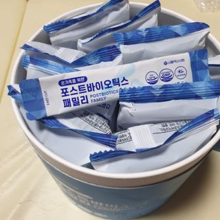 서울약사신협_포스트바이오틱스패밀리_5g x 100포 — 5점을 준 리뷰어가 2021년 3월 올린 사용 사진