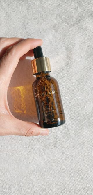 스킨큐어 산다화 비타민c 화이트닝 에센스 30ml — 4점을 준 리뷰어가 2023년 12월 올린 사용 사진