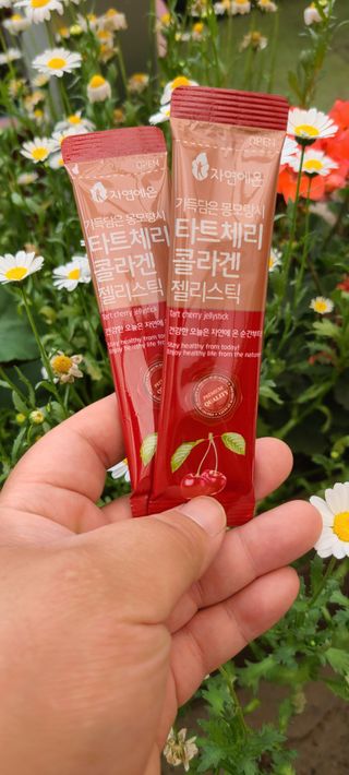 자연에온 몽모랑시 타트체리 3종 세트 구성 - 저분자콜라겐젤리, NFC 착즙주스 — 5점을 준 리뷰어가 2021년 7월 올린 사용 사진