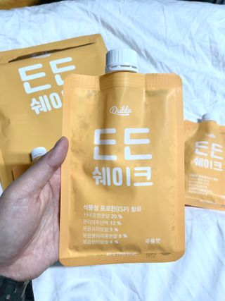 [덜다] 든든 식물성 단백질 쉐이크 40g X 7입 (곡물/딸기) — 5점을 준 리뷰어가 2023년 8월 올린 사용 사진