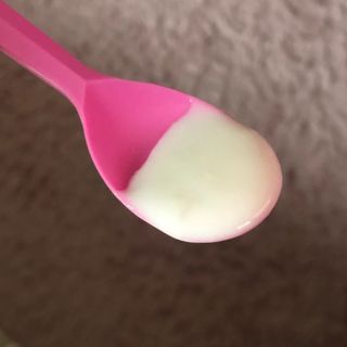 매일바이오 그릭요거트 오리지널 플레인 4개, 로스터리 커피믹스 4개 — 4.5점을 준 리뷰어가 2021년 12월 올린 사용 사진
