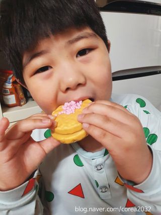 롯데제과 쌀로별 뻥쿠아즈 — 5점을 준 리뷰어가 2021년 4월 올린 사용 사진