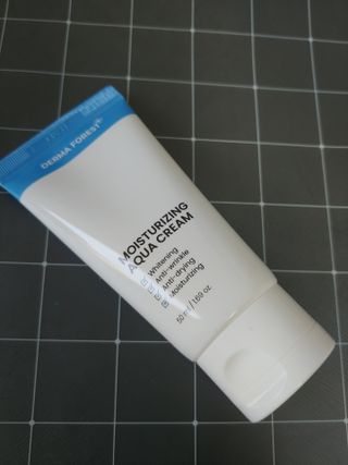 더마포레스트 모이스처라이징 아쿠아크림 / 수분크림 히알루론산 펩타이드 보습 미백 주름개선 — 5점을 준 리뷰어가 2021년 7월 올린 사용 사진