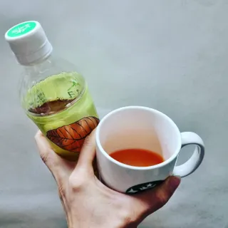 소담스퀘어 상암 제로카페인x제로칼로리 제주 유기농 유이크 구아바잎차 500ml x 6개입 (1박스) — 5점을 준 리뷰어가 2022년 11월 올린 사용 사진
