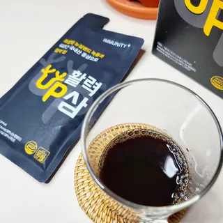 [이뮤니티플러스] 최고급녹용과 국내산 6년근 홍삼으로 활력업!!_ 활력UP삼 30포 1box — 5점을 준 리뷰어가 2022년 5월 올린 사용 사진
