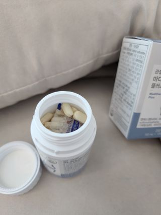 프리마인 평생 써야하는 관절의 건강을 위한 완벽설계 솔루션 관절n마디케어 플러스 120정 — 5점을 준 리뷰어가 2022년 4월 올린 사용 사진