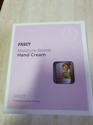파시 FASCY 高保湿ハンドクリーム40ml+80ml セット — 5점을 준 리뷰어가 2021년 5월 올린 사용 사진