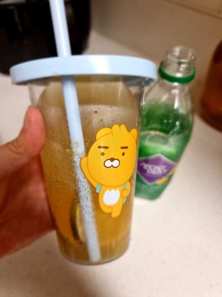 몽베스트 Montbest with Sparkling water Lemon OR Lime 20병(랜덤) — 5점을 준 리뷰어가 2021년 10월 올린 사용 사진