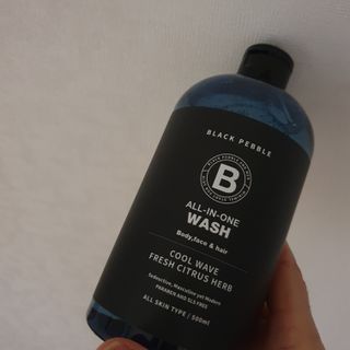 블랙페블 올인원 워시 쿨 웨이브 500ml — 4.5점을 준 리뷰어가 2021년 5월 올린 사용 사진