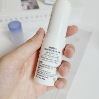 아이레시피 워터리터치 에센스 선 밤 [SPF50+/PA++++] — 4.5점을 준 리뷰어가 2023년 3월 올린 사용 사진