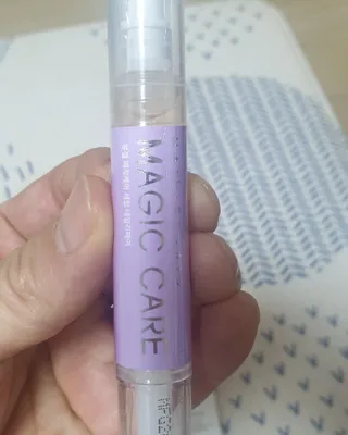 뷰젤 매직케어 네일솔루션 손발톱 보습 영양제 펜슬타입 5ml — 5점을 준 리뷰어가 2022년 3월 올린 사용 사진