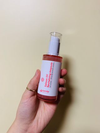 아이앤립 / EYENLIP 아이앤립 연어오일 리바이탈라이징 앰플 — 5점을 준 리뷰어가 2021년 3월 올린 사용 사진
