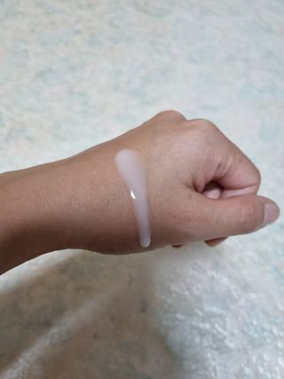 리더스코스메틱 리더스 카밍 바이오틱스 에센스 워터 — 5점을 준 리뷰어가 2021년 8월 올린 사용 사진