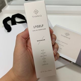 탐니크 러셀브 우먼 솔리드 퍼퓸 — 5점을 준 리뷰어가 2021년 1월 올린 사용 사진
