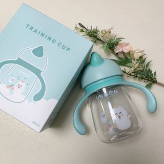 유비맘 트라이탄 코니빨대컵_컬러 랜덤 발송 — 5점을 준 리뷰어가 2021년 3월 올린 사용 사진