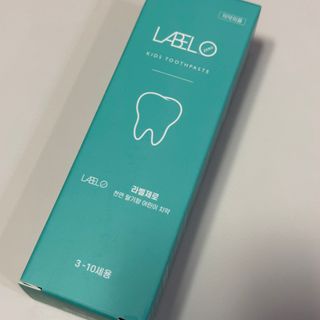 치과에서 쓰는 치약 _ 라벨제로 저불소 꼬마, 키즈, 유아, 베이비, 주니어 안전한 어린이치약 — 4점을 준 리뷰어가 2022년 12월 올린 사용 사진