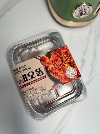 화끈한녀석들 새오똥400g 새우,오징어,똥집 볶음요리 소스,밀떡, 참기름 포함 — 5점을 준 리뷰어가 2022년 11월 올린 사용 사진