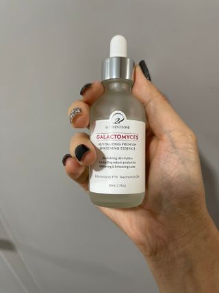 오투에니원 갈락토미세스 리바이탈라이징 프리미엄 화이트닝 에센스 50ml — 5점을 준 리뷰어가 2022년 12월 올린 사용 사진