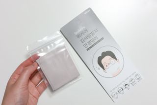 위케어 김서림방지 안경닦이 안티포그 극세사클리너 — 4점을 준 리뷰어가 2021년 2월 올린 사용 사진