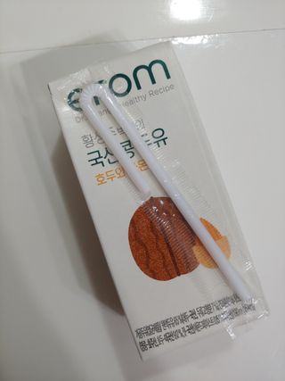 이롬 erom 황성주박사의 국산콩 두유 호두와 아몬드 — 5점을 준 리뷰어가 2020년 12월 올린 사용 사진