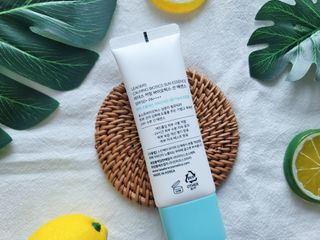리더스코스메틱 리더스 카밍 바이오틱스 선 에센스 SPF 50+ PA++++ — 5점을 준 리뷰어가 2022년 7월 올린 사용 사진