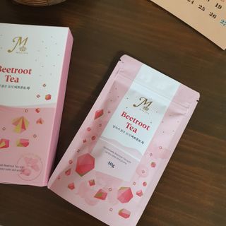 마시다 매혹적인 붉은 빛이 입안 가득히, 비트루트차 — 4점을 준 리뷰어가 2021년 3월 올린 사용 사진