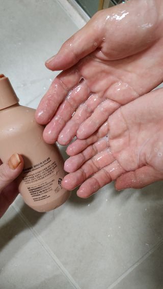나노힐 르비에메르 소이 샴푸 300ml 구매평 — 4.5점을 준 리뷰어가 2024년 7월 올린 사용 사진
