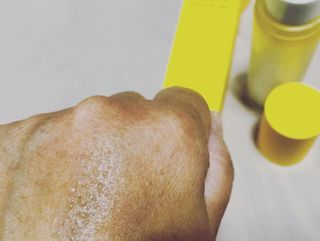 원데이즈유 프로 바이타 씨 브라이트닝 앰플 미스트 — 5점을 준 리뷰어가 2021년 1월 올린 사용 사진