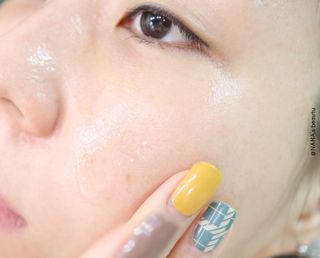 바르셀 기초화장품추천 히알루론산 앰플 미스트 [부스터_100ml+세럼_60ml]2종세트 — 5점을 준 리뷰어가 2021년 11월 올린 사용 사진