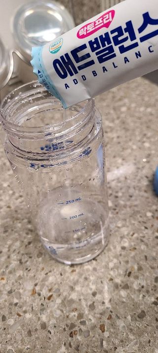 씨니어(seenear) 씨니어 락토프리 애드밸런스 600g 산양유 영양식 산양유단백질 포뮬러 식사대용 — 5점을 준 리뷰어가 2024년 12월 올린 사용 사진