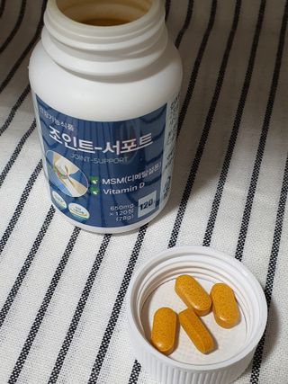 에이치알팜 조인트-서포트 보스웰리아 MSM 650mg x 120정 — 5점을 준 리뷰어가 2021년 7월 올린 사용 사진