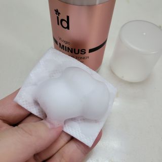 아이디플라코스메틱 아이디 브이로직 마이너스 필링 토너 110ml — 4점을 준 리뷰어가 2022년 1월 올린 사용 사진
